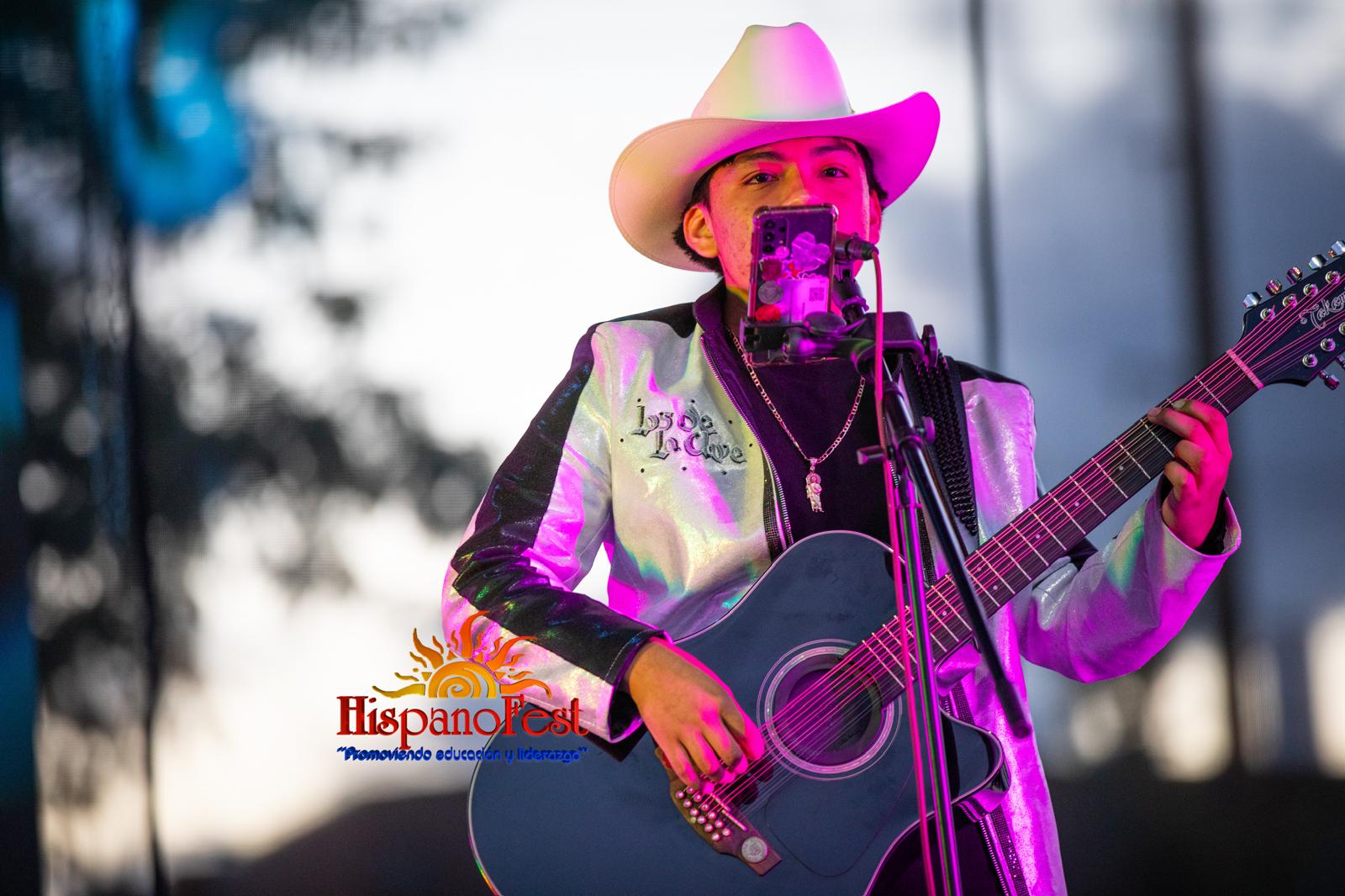 Live performance at Hispano Fest